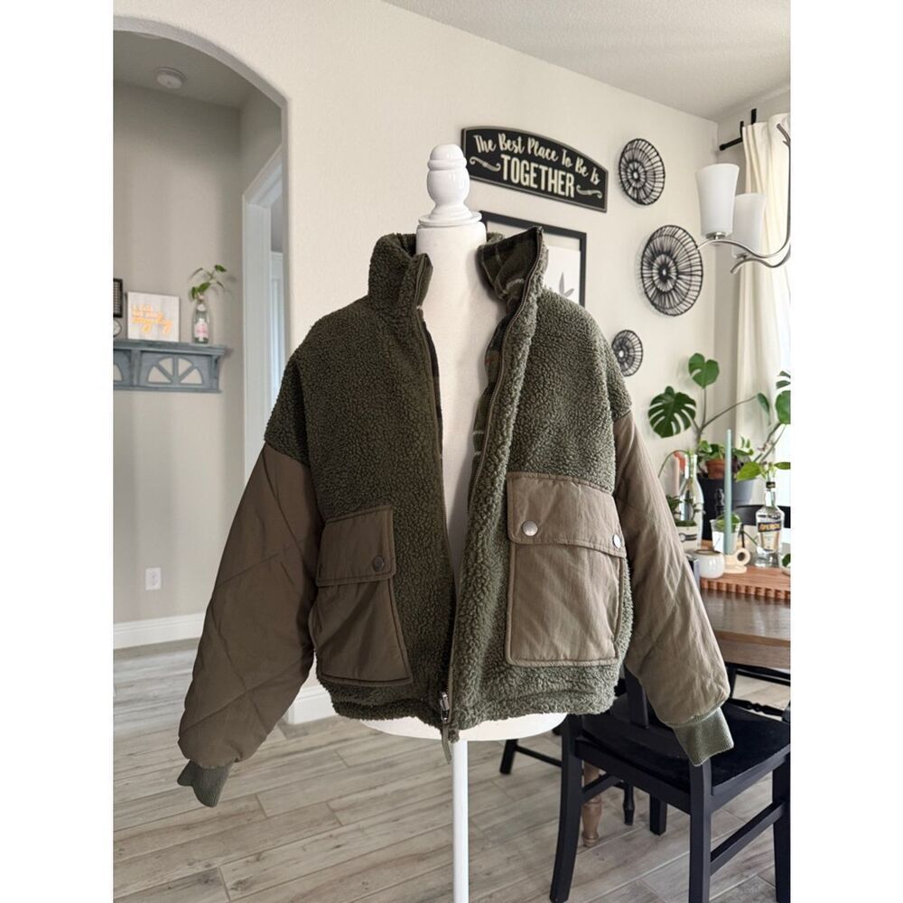 American Eagle Coat Jacket Reversible S Olive Pockets Zip Up Plaid